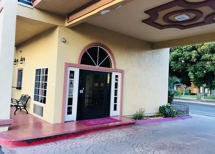 Dynasty Suites Hotel