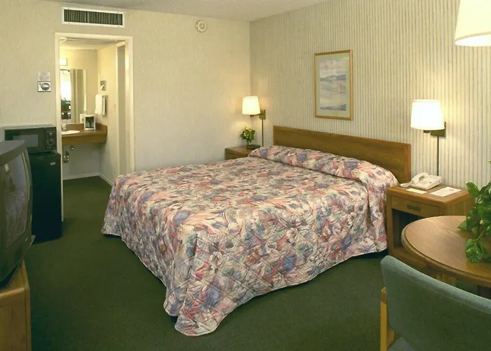 Ramada By Wyndham Modesto Yosemite Area