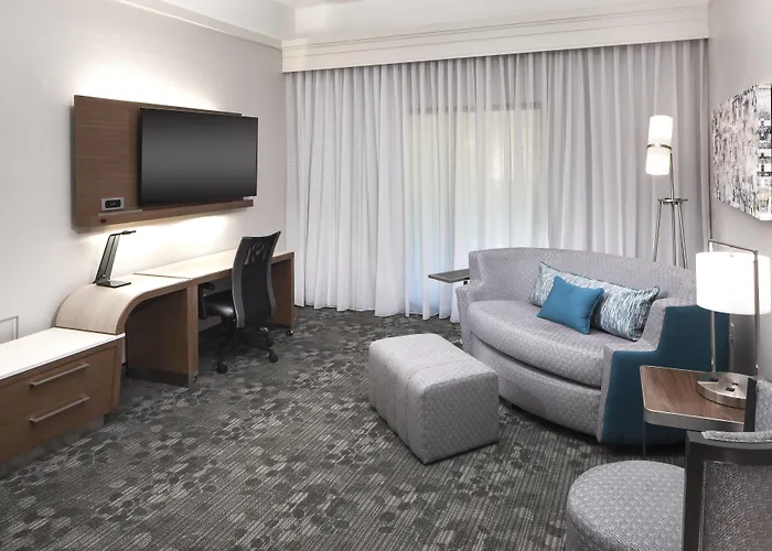 Courtyard By Marriott Pensacola Hotel Ferry Pass
