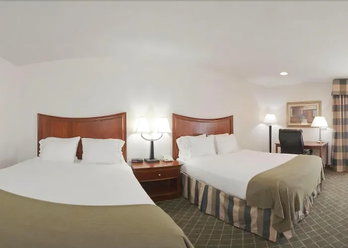 Quality Inn Warrensburg