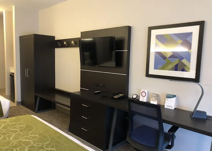 Holiday Inn Express & Suites Hood River By Ihg