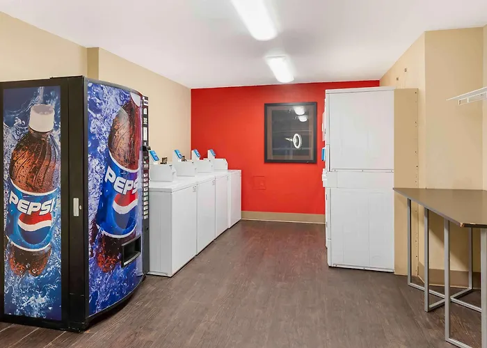 Studio 6 Suites Fresno North Ca