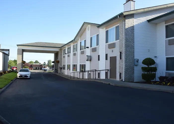 Newberg Dog Friendly Hotels