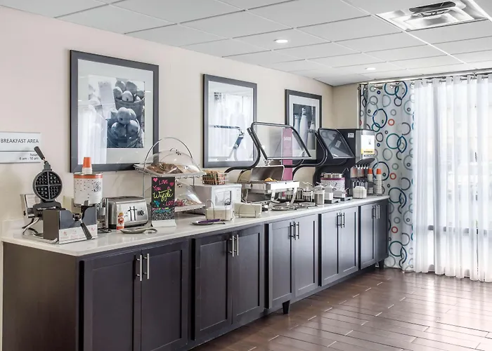 Douglas Dog Friendly Hotels