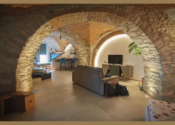 Suite D'Avalos