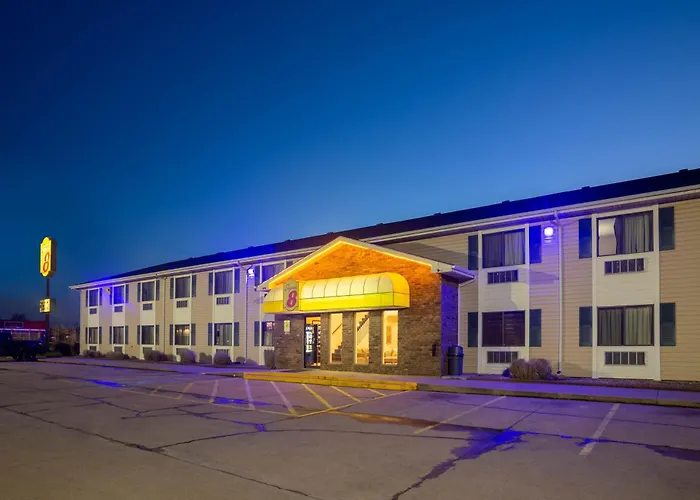Super 8 By Wyndham El Dorado
