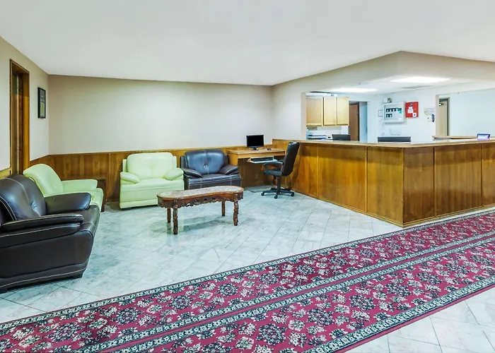 Super 8 By Wyndham Irving Dfw Airport/South Hotel