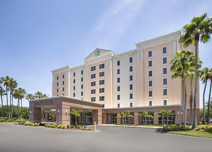 Embassy Suites By Hilton Airport