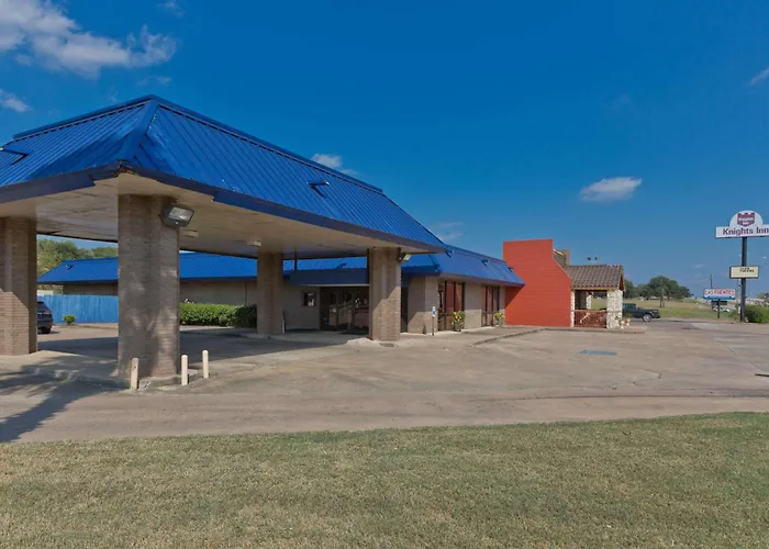 Knights Inn Brenham