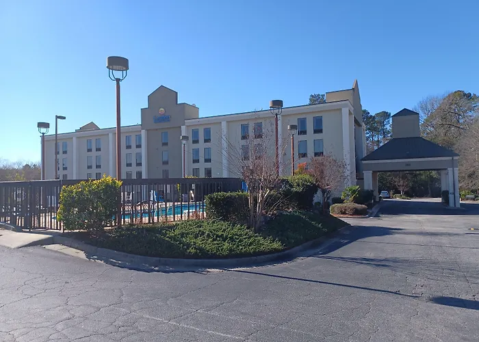Comfort Inn & Suites Thomson