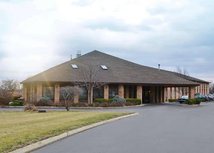 Country Hearth Inn & Suites - Kenton
