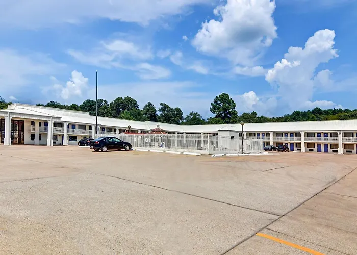 Motel 6-, Tx