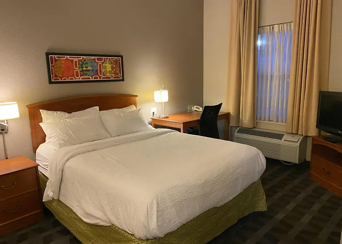 Mainstay Suites Middleburg Heights Cleveland Airport