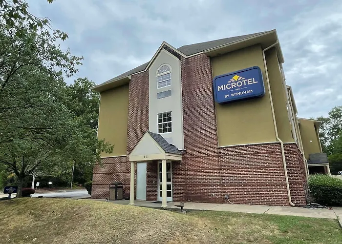 Microtel Inn & Suites Newport News