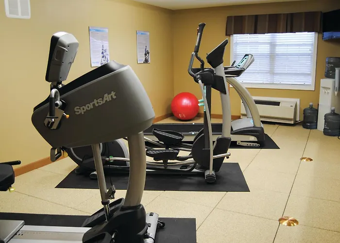 Microtel Inn & Suites By Wyndham Mineral Wells/Parkersburg