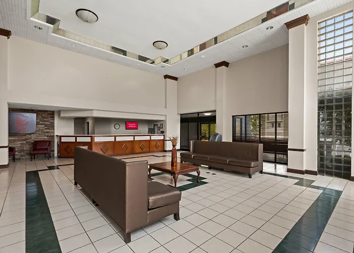 Red Roof Inn & Suites Newnan