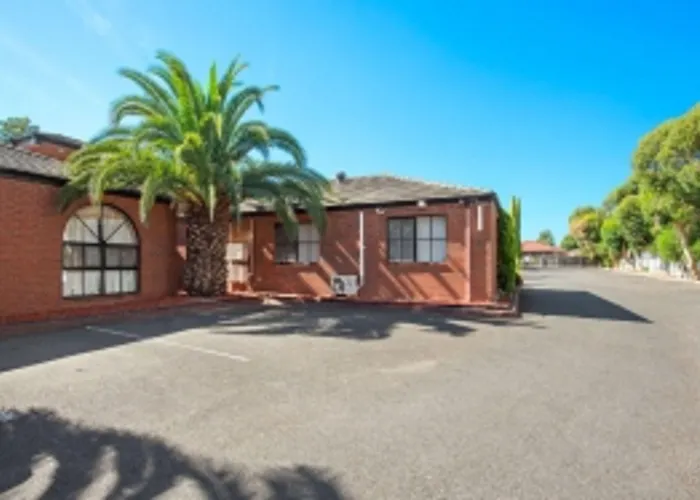 Comfort Hotel Dandenong