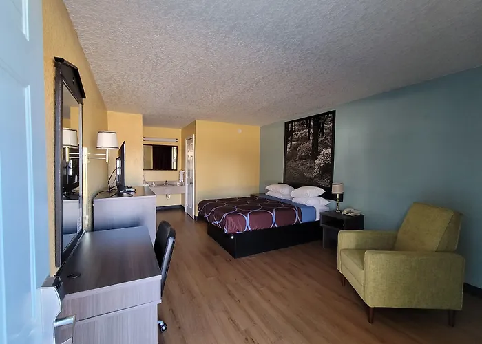 Super 8 By Wyndham Arkadelphia Caddo Valley Area