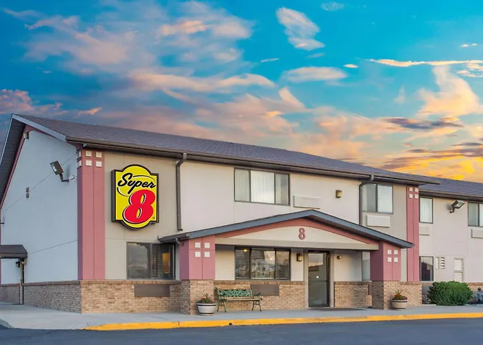 Super 8 By Wyndham Nv