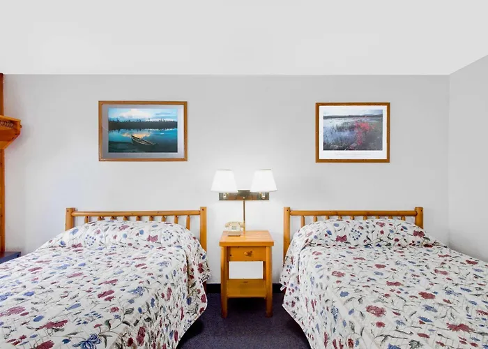 Super 8 By Wyndham Lake George/Warrensburg Area