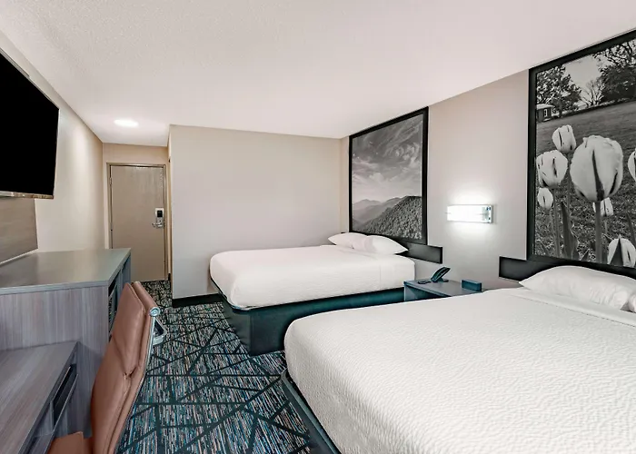 Super 8 By Wyndham Charlottesville