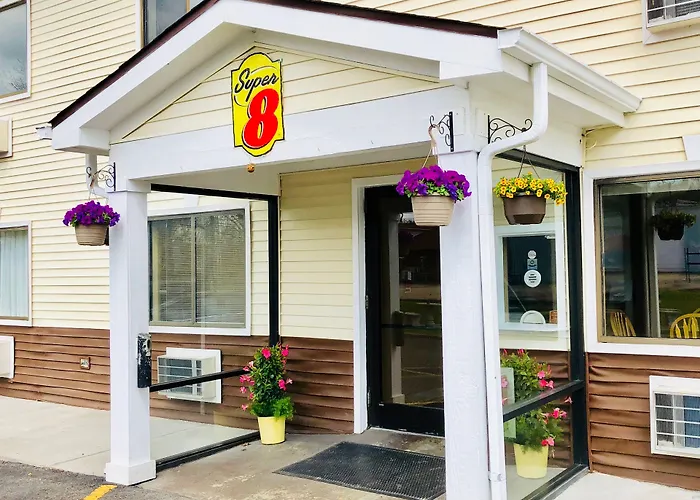Super 8 By Wyndham Ft. Knox Area