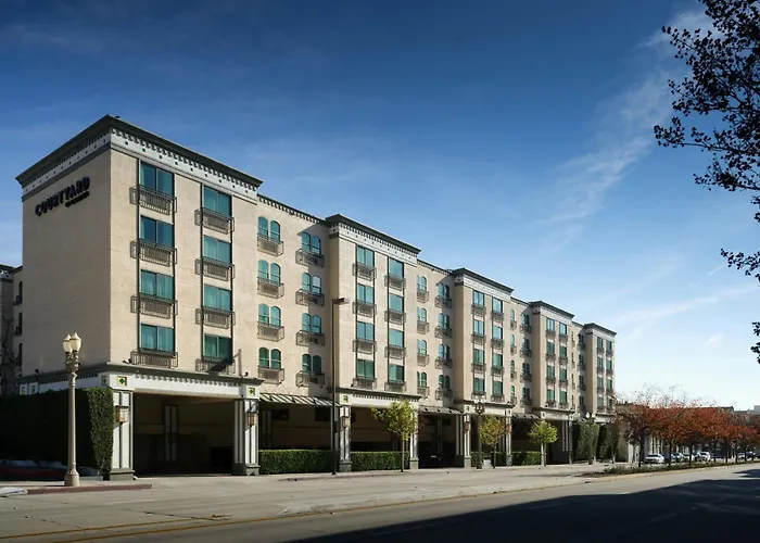 Courtyard By Marriott Los Angeles Old Town