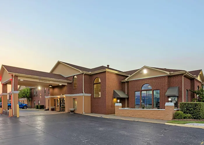 Best Western Plus Lonoke Hotel