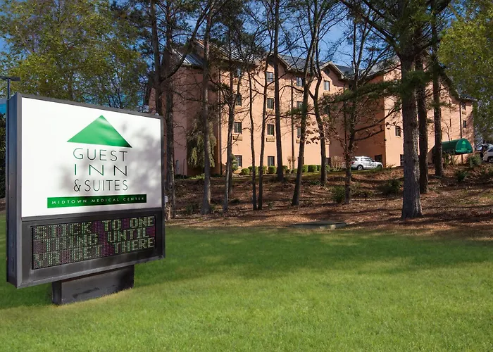 Guest Inn & Suites - Midtown Medical Center