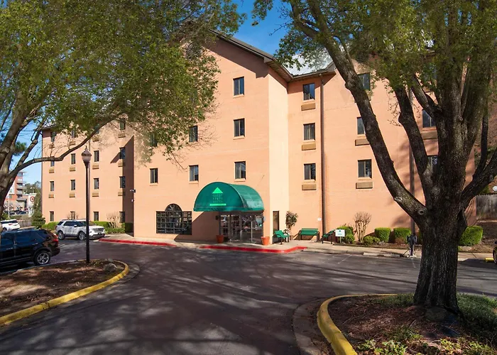 Guest Inn & Suites - Midtown Medical Center