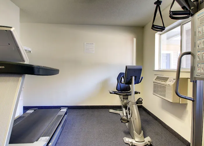 Suburban Studios Biloxi North Area