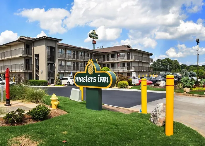 Masters Inn Tucker
