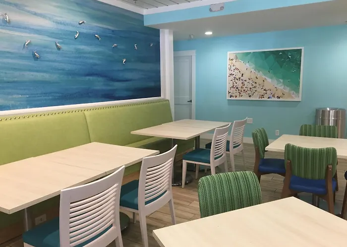 Palmera Inn And Suites
