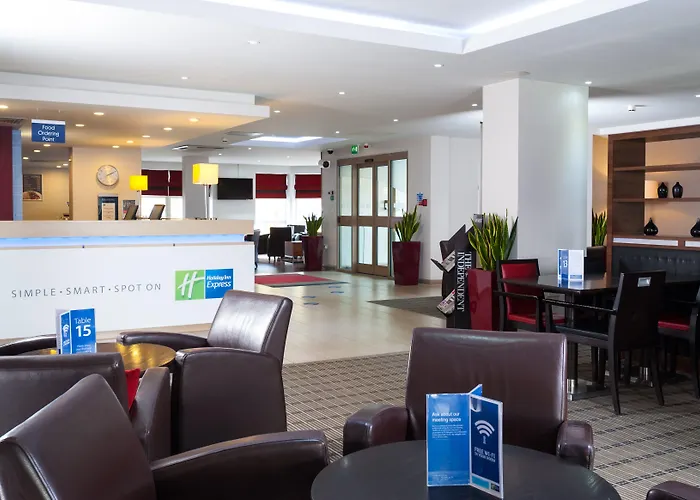 Holiday Inn Express Swindon West By Ihg