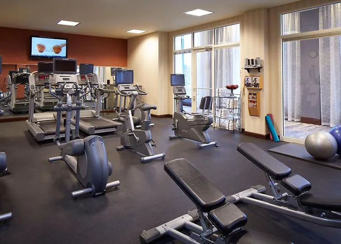Waukesha Dog Friendly Hotels