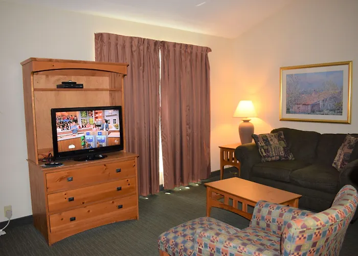 Baymont By Wyndham Wichita East Hotel