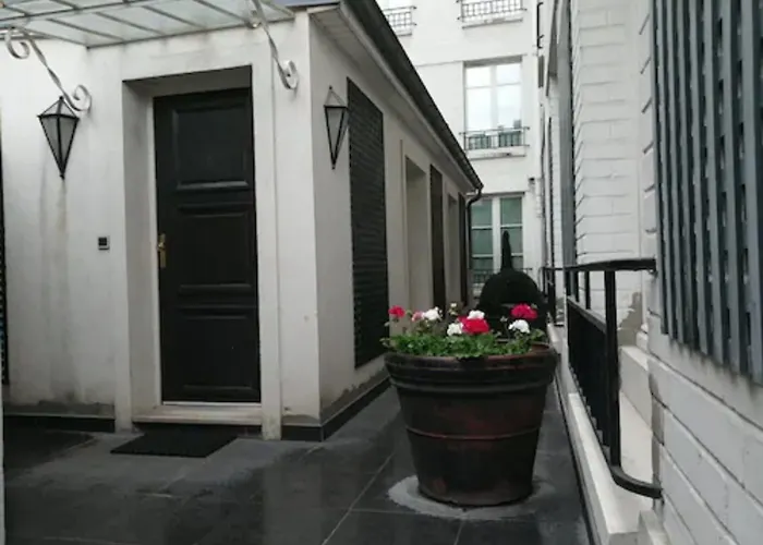 Hotel De La Jatte Neuilly-sur-Seine