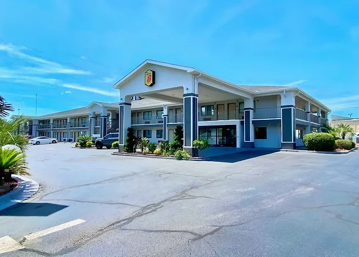 Super 8 By Wyndham Prattville Montgomery