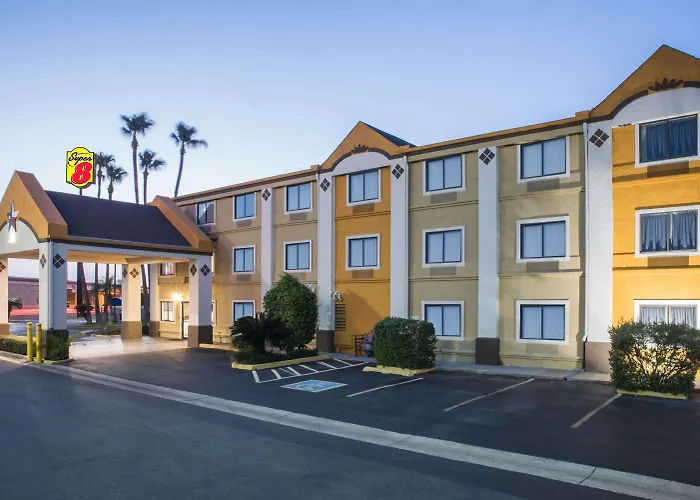 Super 8 By Wyndham Harlingen Tx