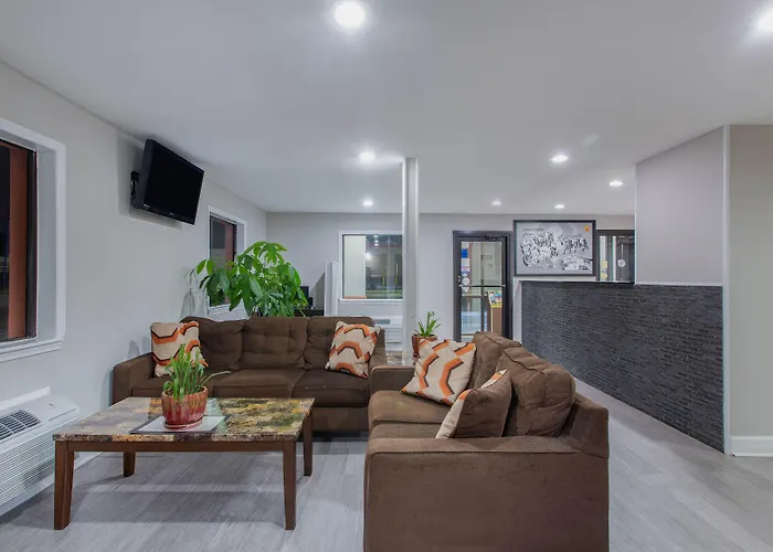 Super 8 By Wyndham