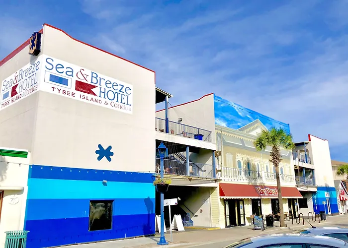 Sea And Breeze Hotel And Condo