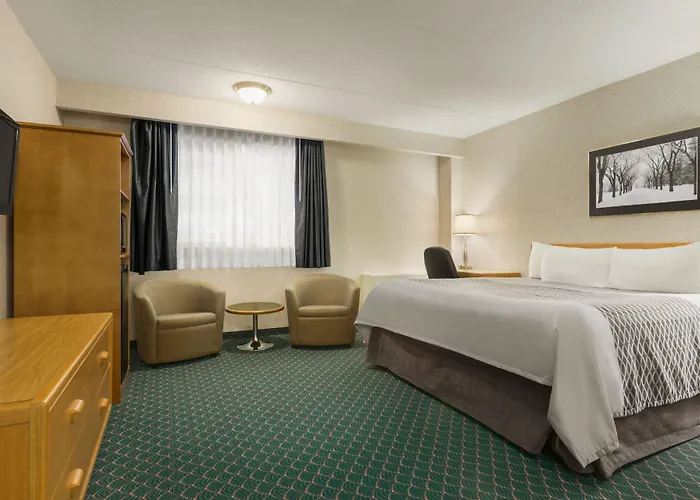 Travelodge By Wyndham Winnipeg East