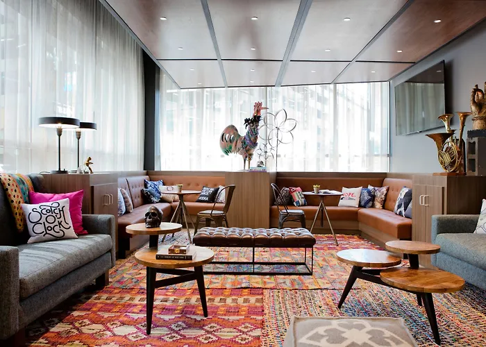 Moxy Downtown/French Quarter Area