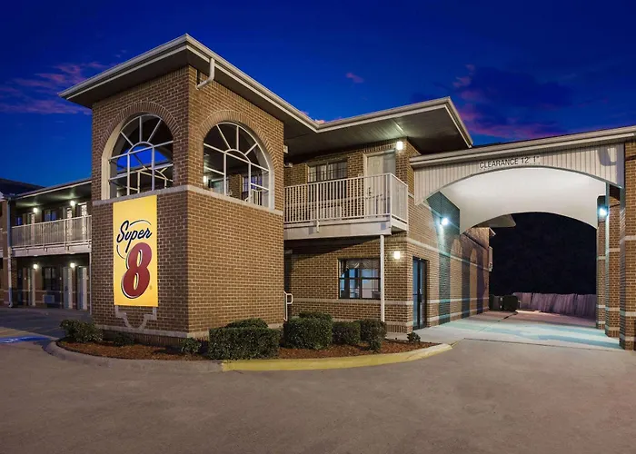 Super 8 By Wyndham Cabot