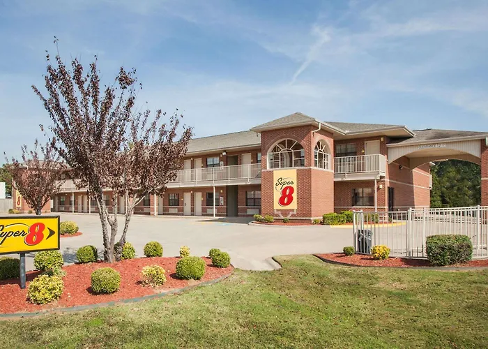 Super 8 By Wyndham Cabot