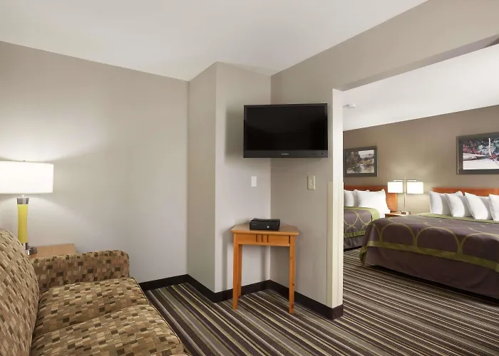 Super 8 By Wyndham Bozeman