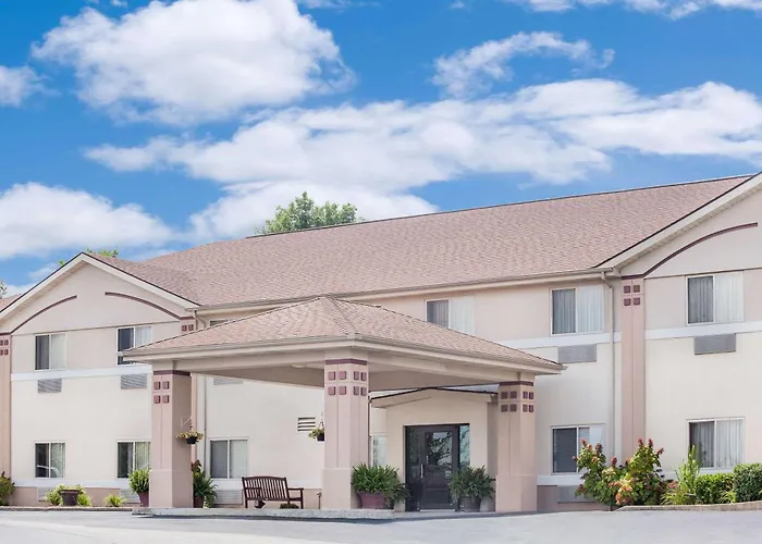 Super 8 By Wyndham Central City