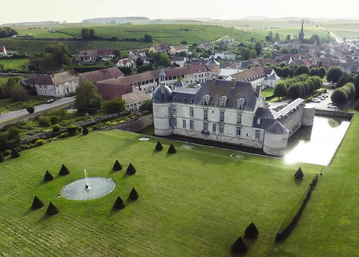 Le Château D'Etoges - Les Collectionneurs