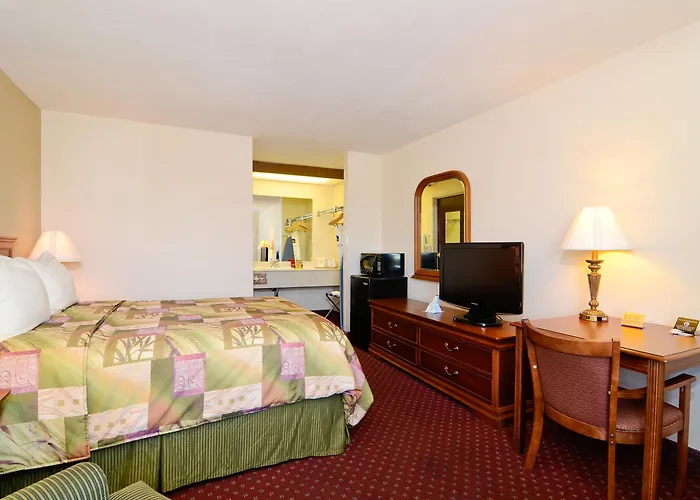 Super 8 By Wyndham Mcgehee Hotel