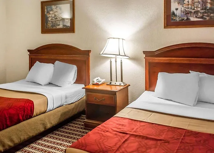 Economy Inn & Suites
